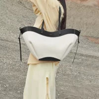 Черный, белый