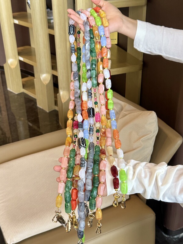 Lacoquefrancaise Semi-Precious Stone Eco-Friendly Resin Beaded Portable Anti-Lost Phone Chain Necklace Bracelet Lacoquefrancaise Semi-Precious Stone Eco-Friendly Resin Beaded Portable Anti-Lost Phone Chain Necklace Bracelet