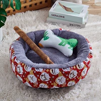 Красный коврик, на удачу