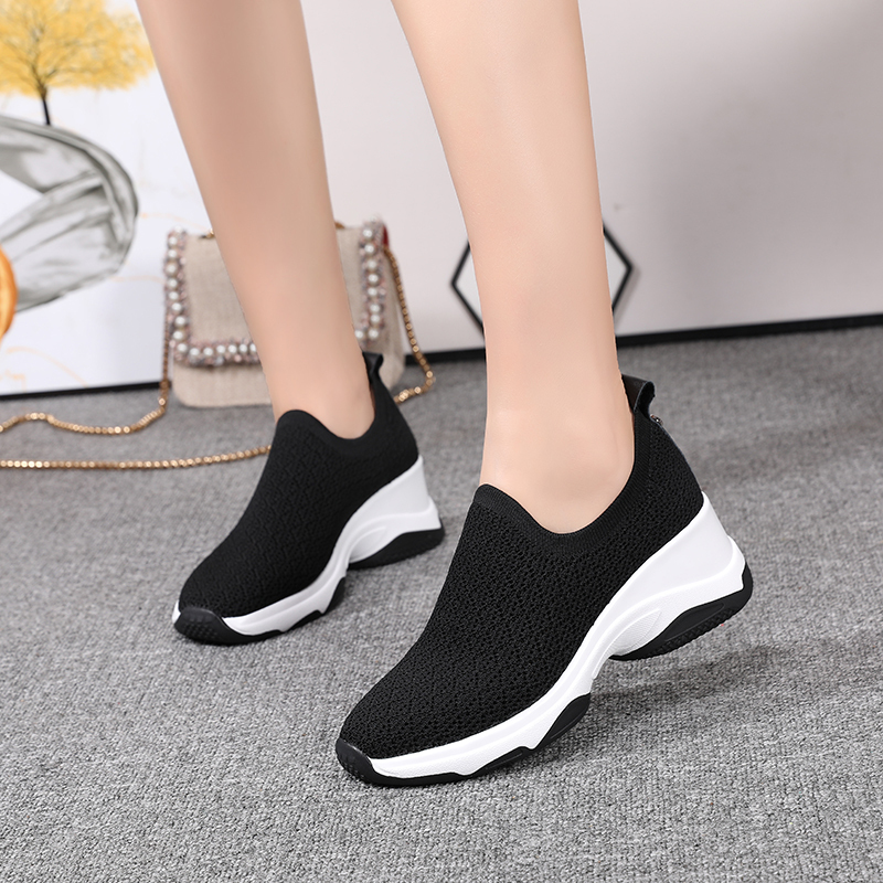 2026 Spring New Style Wedge-Heeled Thick-Soled Women's Shoes, Fashionable and Versatile Sports Women's Shoes, Wedge-Heeled Casual Breathable Women's Shoes