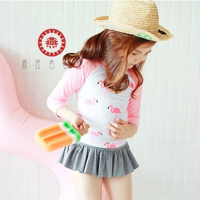 Trẻ em dễ thương Hàn Quốc chia ba mảnh phù hợp với flamingo công chúa váy chống nắng áo tắm trẻ em đồ bơi phụ nữ - Đồ bơi trẻ em