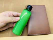 The cobbler Laobai self-adjusting universal liquid can be used as anti-dyeing and sealing liquid bed surface agent