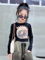 Черная флисовая футболка