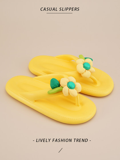 新款田园风人字拖女外穿夏季沙滩海边软底防滑网红夹脚拖鞋女大码