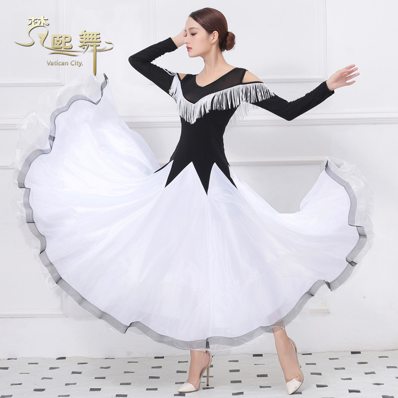 Spring and autumn new dance clothes big swing skirt national standard dance performance costume white modern dance ballroom dance dress tassels