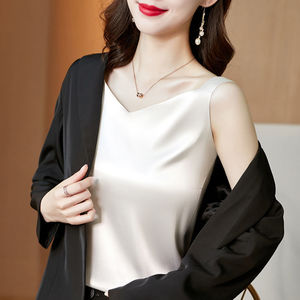 冰丝吊带背心女夏季新款宽松加大码内搭缎面