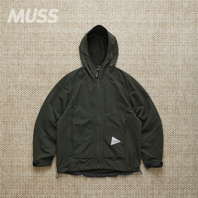 In Stock and Wander Light Stretch Shell Outdoor Mountain-Style Softshell Jacket