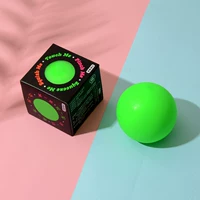 Новая пинч (зеленый) может прилипать к стене