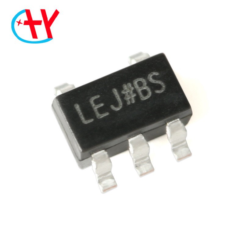 原装正品 ADP150AUJZ-3.3-R7 SOT-23-5 150mA CMOS线性稳压器芯片