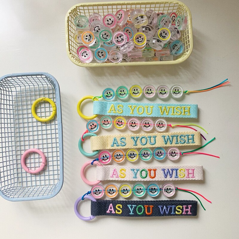 Korea ins Baby Embroidered Name Kindergarten Mommy Bag Pendant Hanging English Letter Beaded Keychain Korea ins Baby Embroidered Name Kindergarten Mommy Bag Pendant Hanging English Letter Beaded Keychain