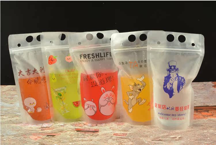 Напитков упаковки 饮料袋果汁奶茶袋血浆饮料创意网红一次性自封带吸嘴便捷外卖袋子