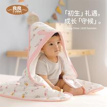 Liangliang newborn baby gauze holding the spring and summer thin newborn baby swaddling cloth outside the bag is universal in all seasons