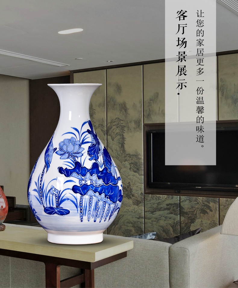 Jingdezhen ceramics hand - made reliefs of blue and white porcelain vases, the sitting room TV ark, furnishing articles decorations home rich ancient frame