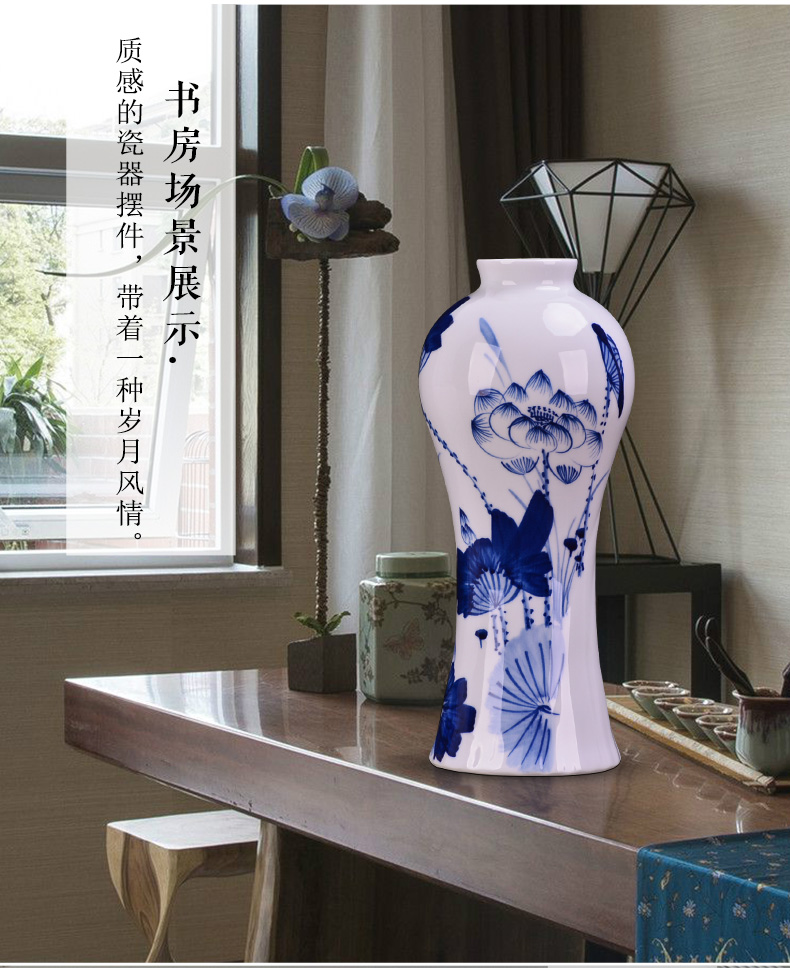 Jingdezhen ceramic hand - made lotus blue and white vase of new Chinese style household living room TV ark adornment handicraft furnishing articles