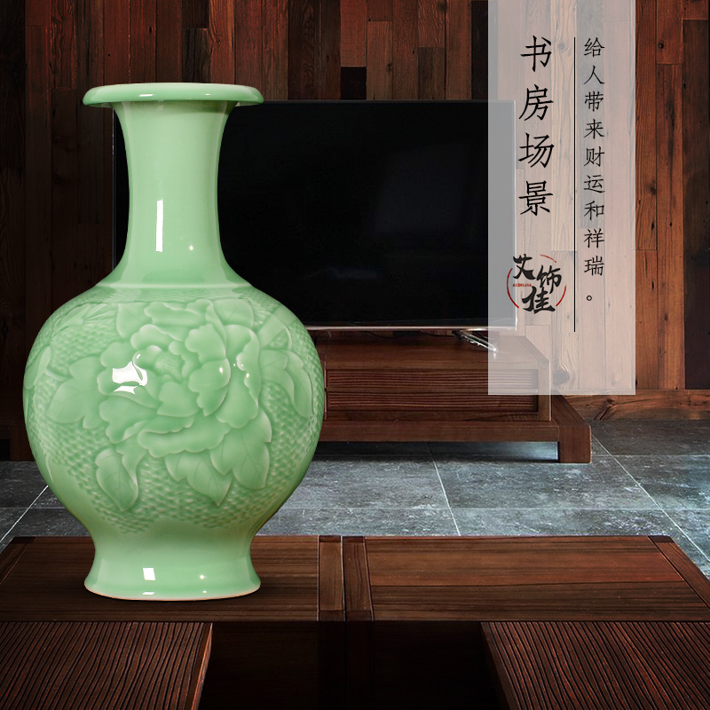 Jingdezhen ceramic antique shadow carving craft vase decoration flower arrangement of Chinese style living room TV cabinet porch place