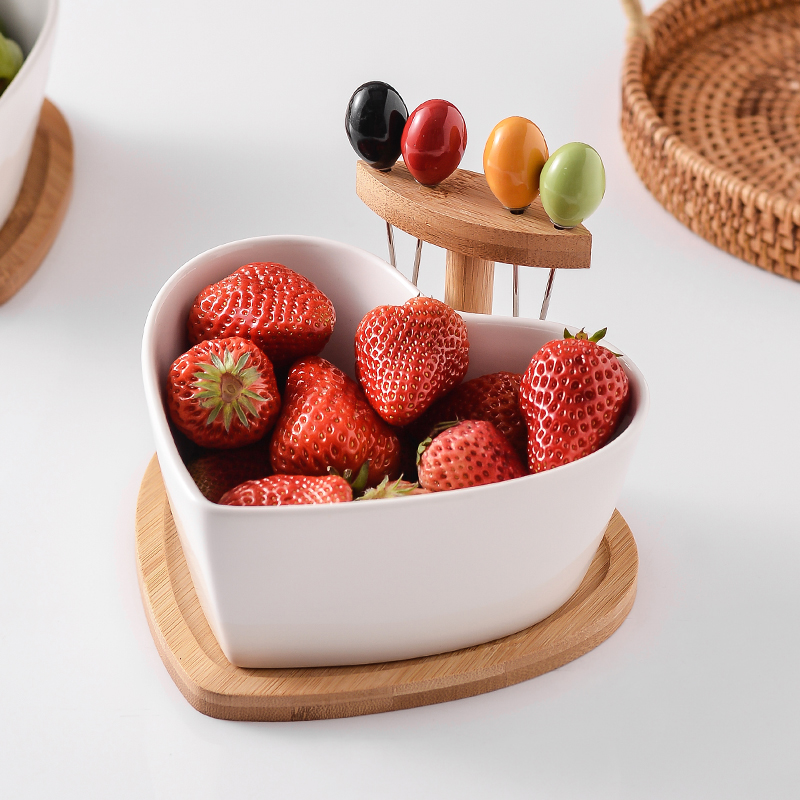 Creative fruit bowl ceramic salad bowl with a fork household fruit bowl bowl of Nordic candy dish fastfood snack plate of the sitting room