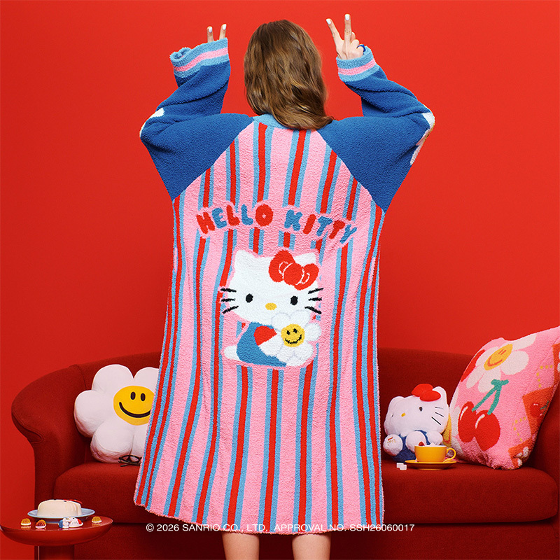 Wigglewiggle&Hello Kitty Cartoon Bathrobe for Women Autumn and Winter Cute Striped Home Wear Bath Towel