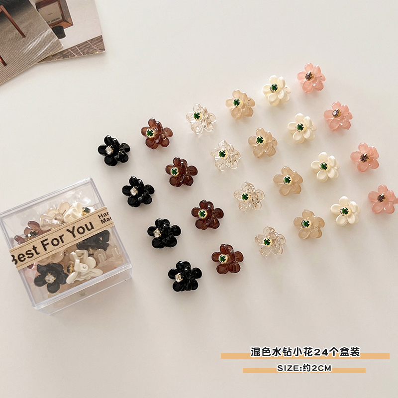images 47:The small number Liu Hai scratched the hair jewelry on the side of the hairpin 2023 new princess head shredded hair jacket head hairpin