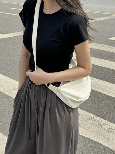 Сумка через плечо, небольшая сумка, изысканный стиль