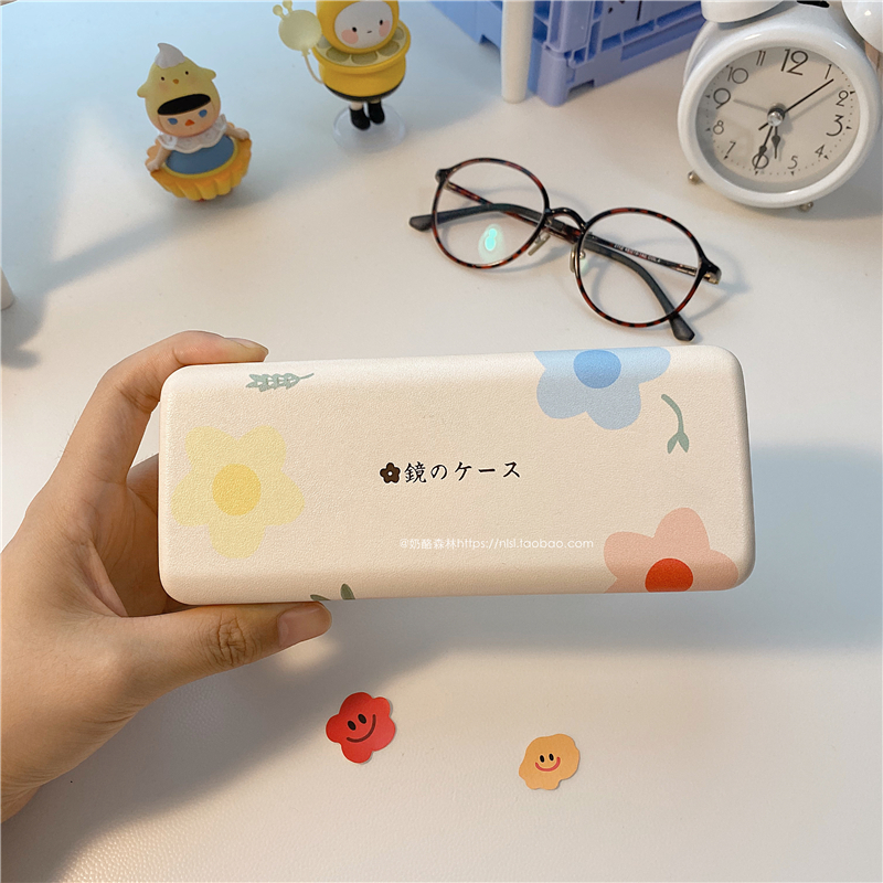 Delivery glasses cloth Elegant Wind Glasses Case Day Style Ins Wind Small Flowers Teenage heart portable Near-lens containing box