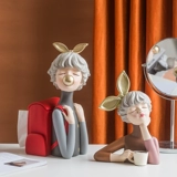 Салфетки, журнальный столик, пульт, коробка для хранения, легкий роскошный стиль