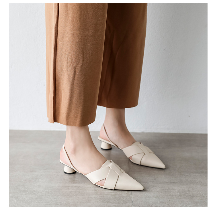 C9808 3030K GIÀY DÉP SANDAL NỮ RSKREGS MŨI NHỌN GÓT VUÔNG MÙA HÈ GIÀY DÉP NỮ DA BÒ G06 SẢN PHẨM MỚI