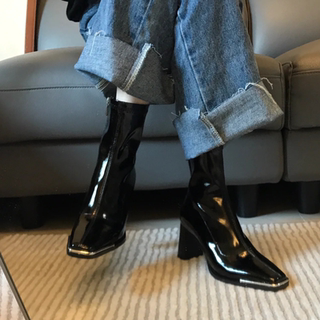 Kendall Jenner Style Slim Boots for Women, Chunky Heel, Autumn and Winter, Fleece-Lined, 2025 New Fashion, Metal Square Toe, High-Heeled Patent Leather Short Boots