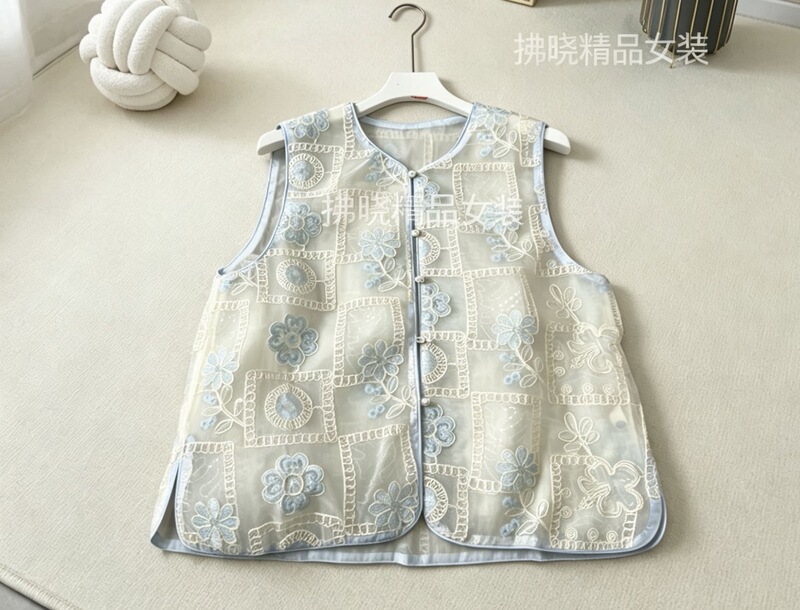 2026 Summer Embroidery New Vintage Artistic High-End Chinese Style Vest 5204