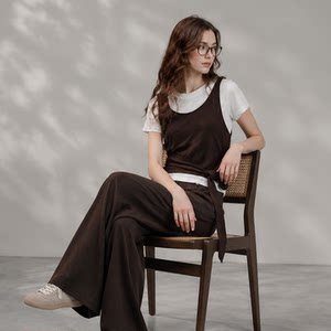 Huaappuw Tencel Retro Caramel-Colored Vest Layered with a White Thin T-Shirt, Light Office Style, 2026 Summer New Model