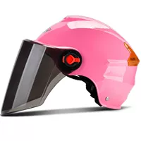 Розовый ультрафиолетовый большой объектив