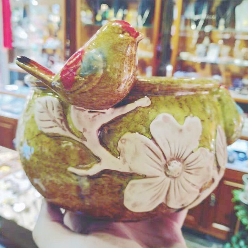Butterfly furnishing articles of large diameter high cliff old black mage, fleshy running the green flowerpot ceramic landscape the plants potted the plants