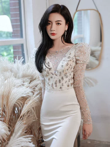 Элитное вечернее платье, цвета шампанского, коллекция 2023, крой «рыбий хвост»