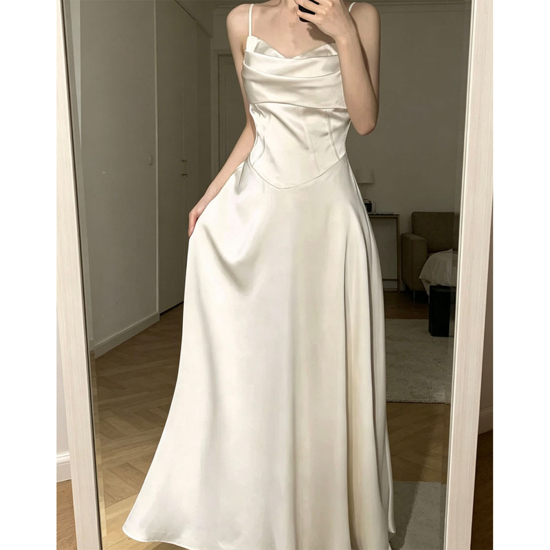 Plus-Size Women's High-End Off-White Spaghetti Strap Dress with a Luxurious French-Style Satin Light Dress