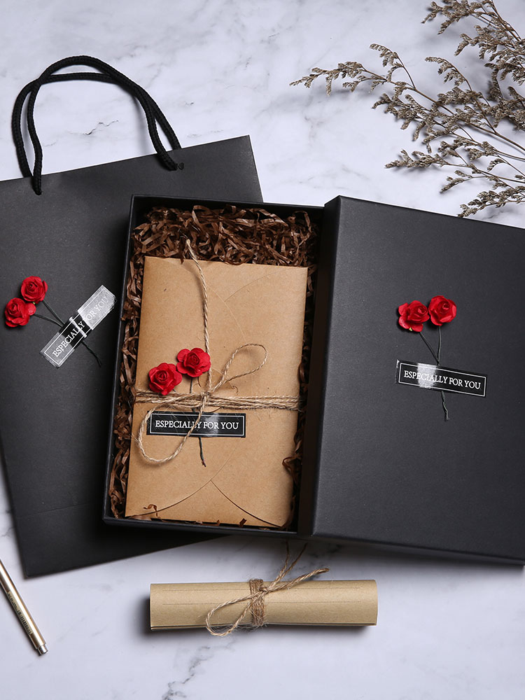 Creative small fresh antique envelope envelope letter paper set Teacher's Day gift to teacher dry flower gift diy literary simple retro romance high-end high-end send boyfriend and girlfriend gift box confession letterhead