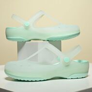 Giày Croc Mới Nữ Mới Đi Biển Mùa Hè Giày Dép Thời Trang Áo Khoác Ngoài Y Tá Dép Dép Bao Đầu Chống Trơn Trượt Bán Trơn Hợp Thời Trang dép quai hậu nam đế cao