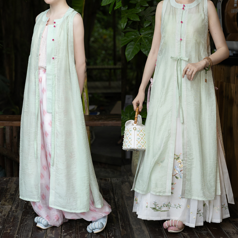 Guanhe Xuyu Original Summer Silk Blend Side Slit Ming Dynasty Style Improved Round Neck Long Robe for Women Yunshu