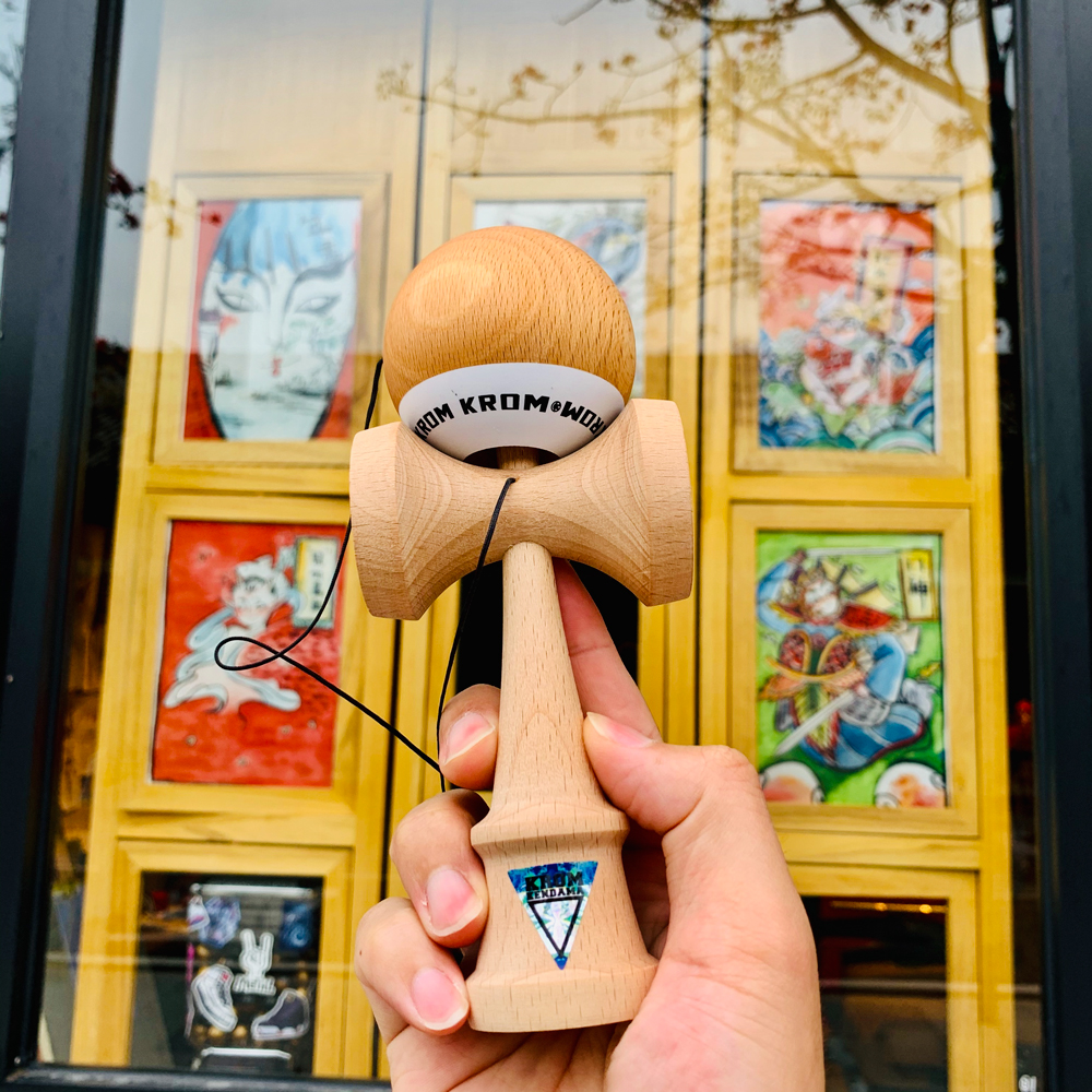 76Rising sword jade kendama Denmark KROM Professional Japanese competitive entry technique Sword ball