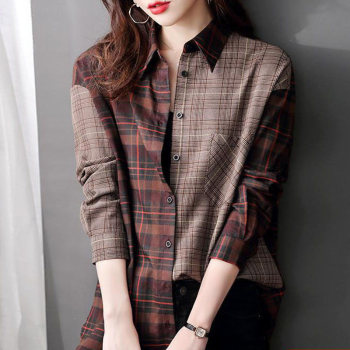 European station 2022 spring and autumn new style stitched plaid shirt Korean version of the design sense of niche fashion outside wear long-sleeved shirt