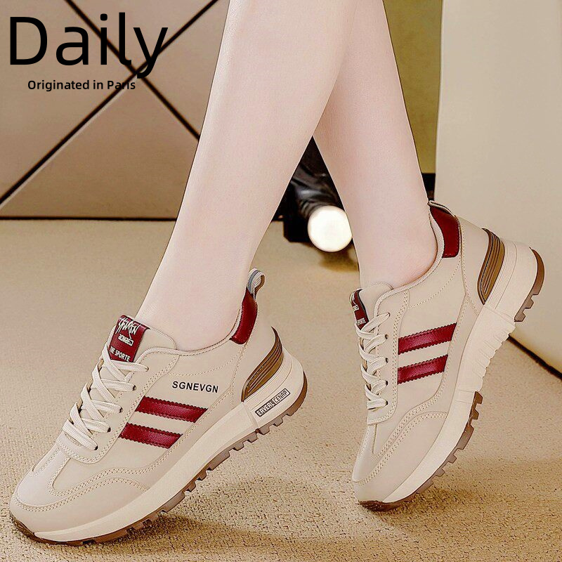 Genuine Leather Sports Shoes for Women 2026 Summer New Versatile Women's Casual Travel Shoes Lightweight Soft Sole Breathable Shoes for Women