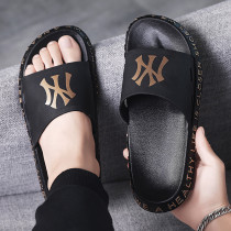 Summer slippers Men Outdoor Men Mens beach one-word drag personality cool tow Korean version of non-slip casual outside Tide brand trendy shoes