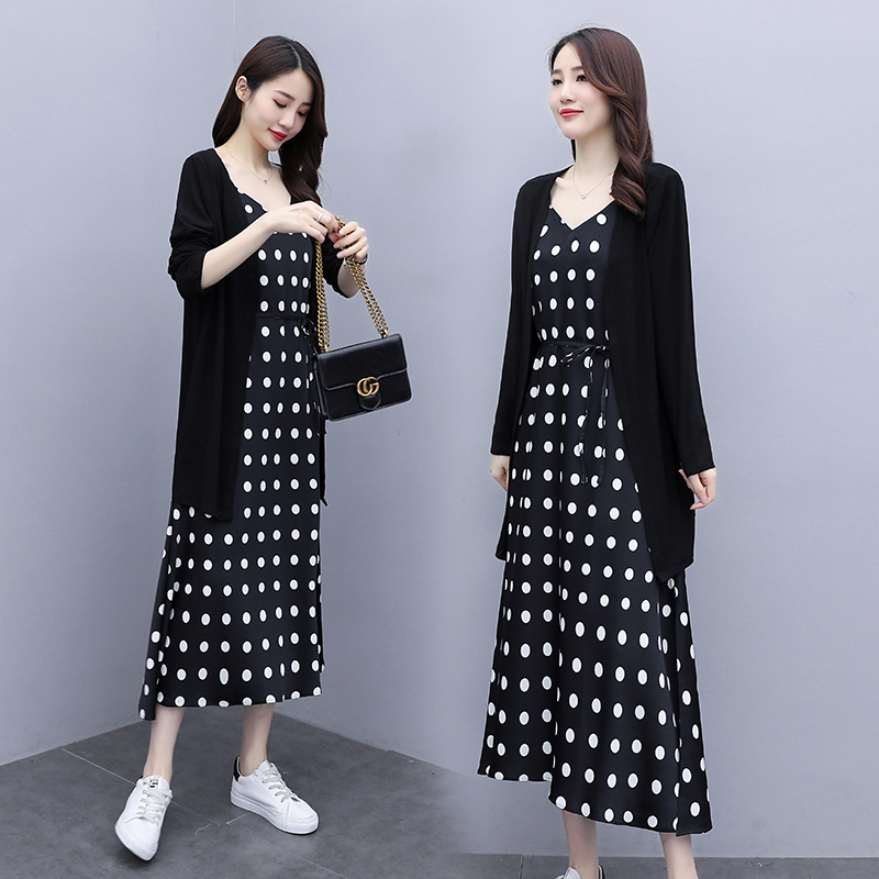 Maternity Outfit Spring and Autumn Dress Two-Piece Set for Going Out, Fashionable Early Spring 2025 Cover-Up Clothing for Stylish Moms Maternity Outfit Spring and Autumn Dress Two-Piece Set for Going Out, Fashionable Early Spring 2025 Cover-Up Clothing for Stylish Moms