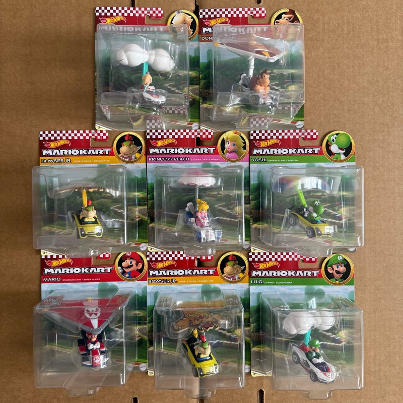 Hotwheels Mario Kart Character Car with Glider Set Gvd30 Boy Toy Hotwheels Mario Kart Character Car with Glider Set Gvd30 Boy Toy