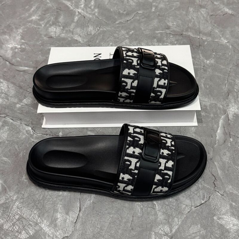 Suitable for Fendi Men's Slippers, Summer Men's Outdoor Sandals, Non-Slip Soft Sole Thick-Soled Flip-Flops