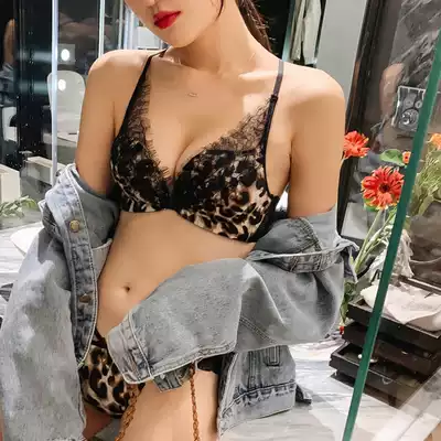 Sexy BAO WEN lace beautiful back strapless underwear set small chest gather front buckle girl underwear without steel ring bra