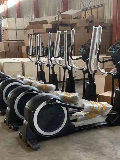 Commercial Elliptical Machine, Magnetically Controlled Self-Generating Elliptical Machine, Gym-Specific Silent Space Walker Fitness Equipment