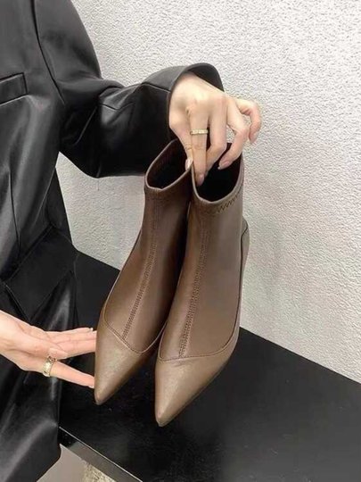 French-Style Pointed Toe Short Boots for Women 2024 Spring and Autumn New Low-Heeled Fashionable Soft Leather Versatile Fleece-Lined Slimming Boots and Ankle Boots
