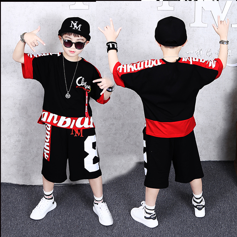 Boy đẹp trai hip-hop trang bị cho 61 trẻ em thể hiện trang phục hip-hop chàng trai phù hợp với mùa hè trang phục hip-hop thể thao hai mảnh bộ.