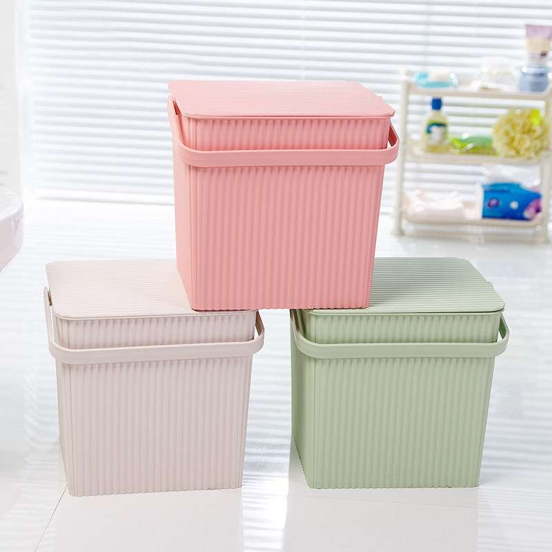 Thick-up toy bathroom with cover square barrel handheld barrels with plastic barrels