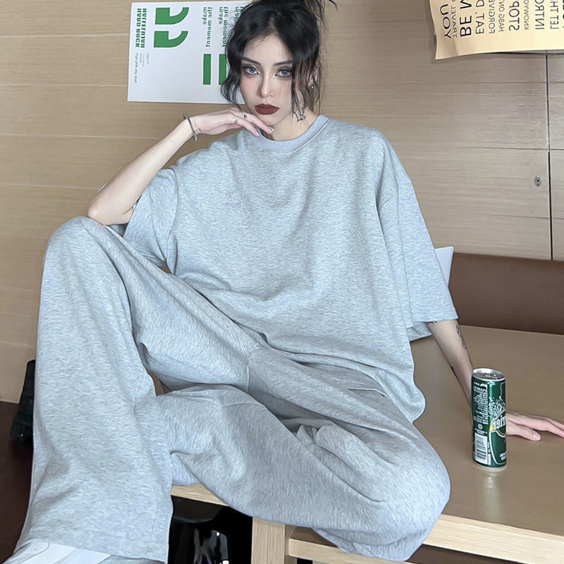 Fat mm 150kg Extra Large Size Sportswear Casual Suit for Women Summer Loose Short-Sleeved T-Shirt Wide-Leg Pants Two-Piece Set Fat mm 150kg Extra Large Size Sportswear Casual Suit for Women Summer Loose Short-Sleeved T-Shirt Wide-Leg Pants Two-Piece Set