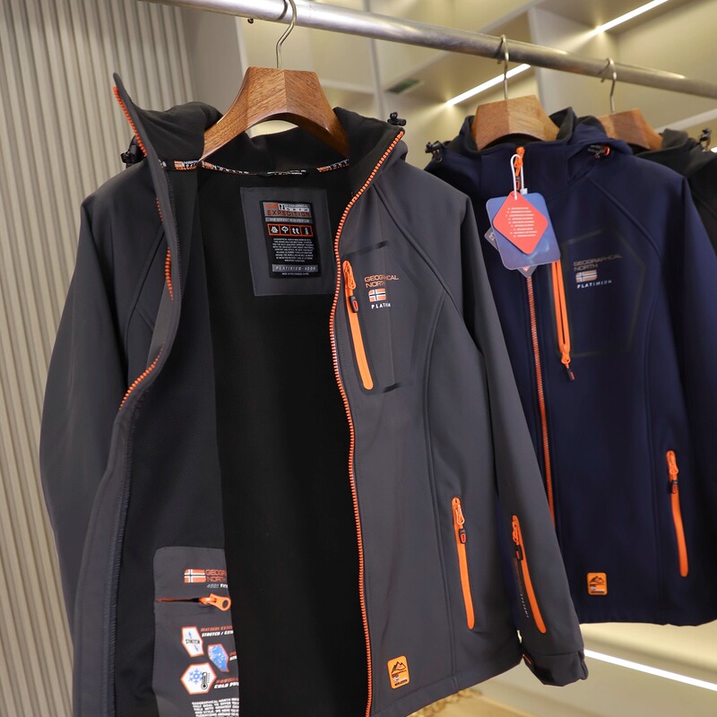 Scandinavian Norway~High-End Outdoor Winter Men's Windproof, Rainproof and Snowproof Scientific Expedition and Adventure Fleece-Lined Soft Shell Jacket